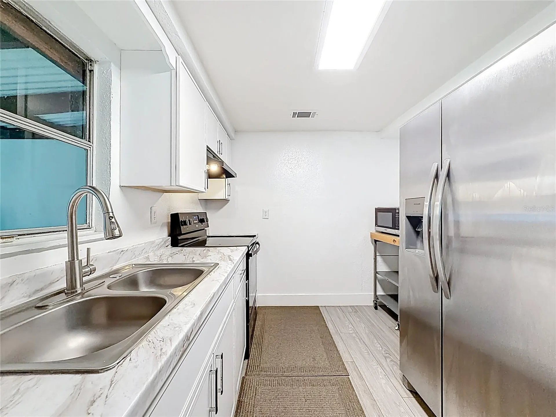 544 Mercury Avenue Orlando FL 32828