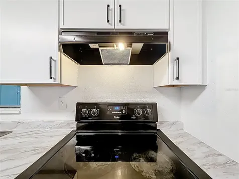 544 Mercury Avenue Orlando FL 32828