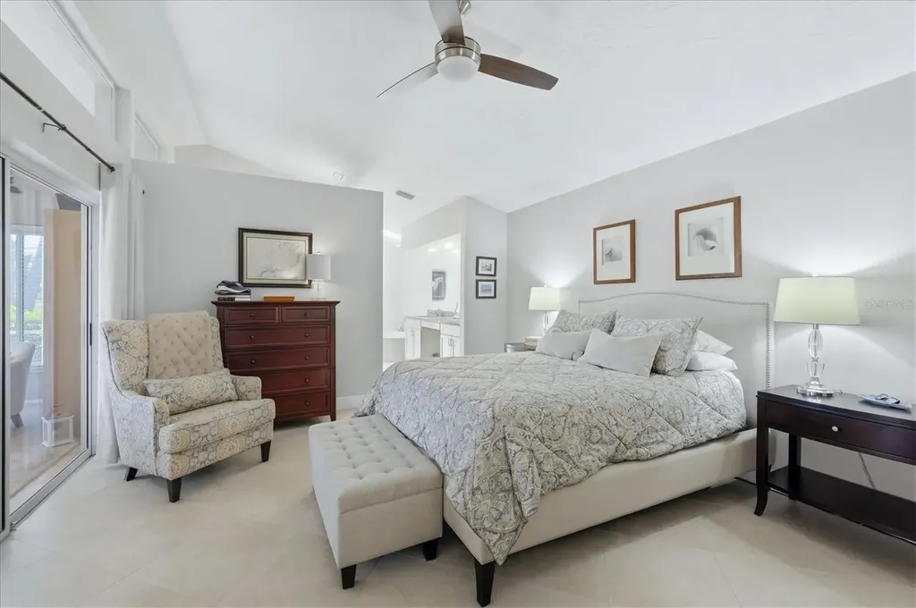 4068 Lyndhurst Court Sarasota FL 34235