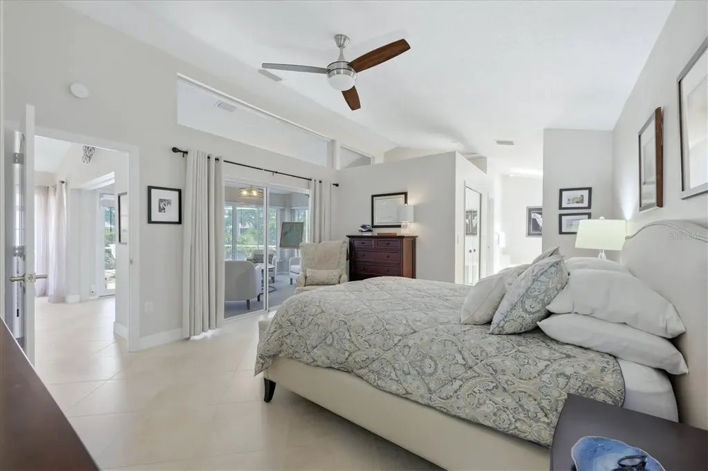 4068 Lyndhurst Court Sarasota FL 34235
