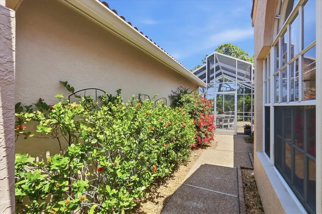 4068 Lyndhurst Court Sarasota FL 34235