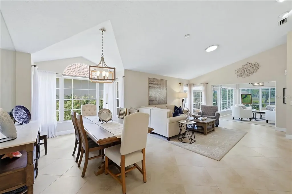 4068 Lyndhurst Court Sarasota FL 34235