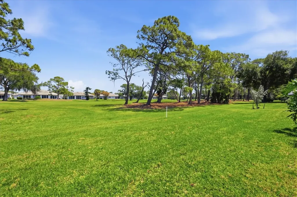 4068 Lyndhurst Court Sarasota FL 34235