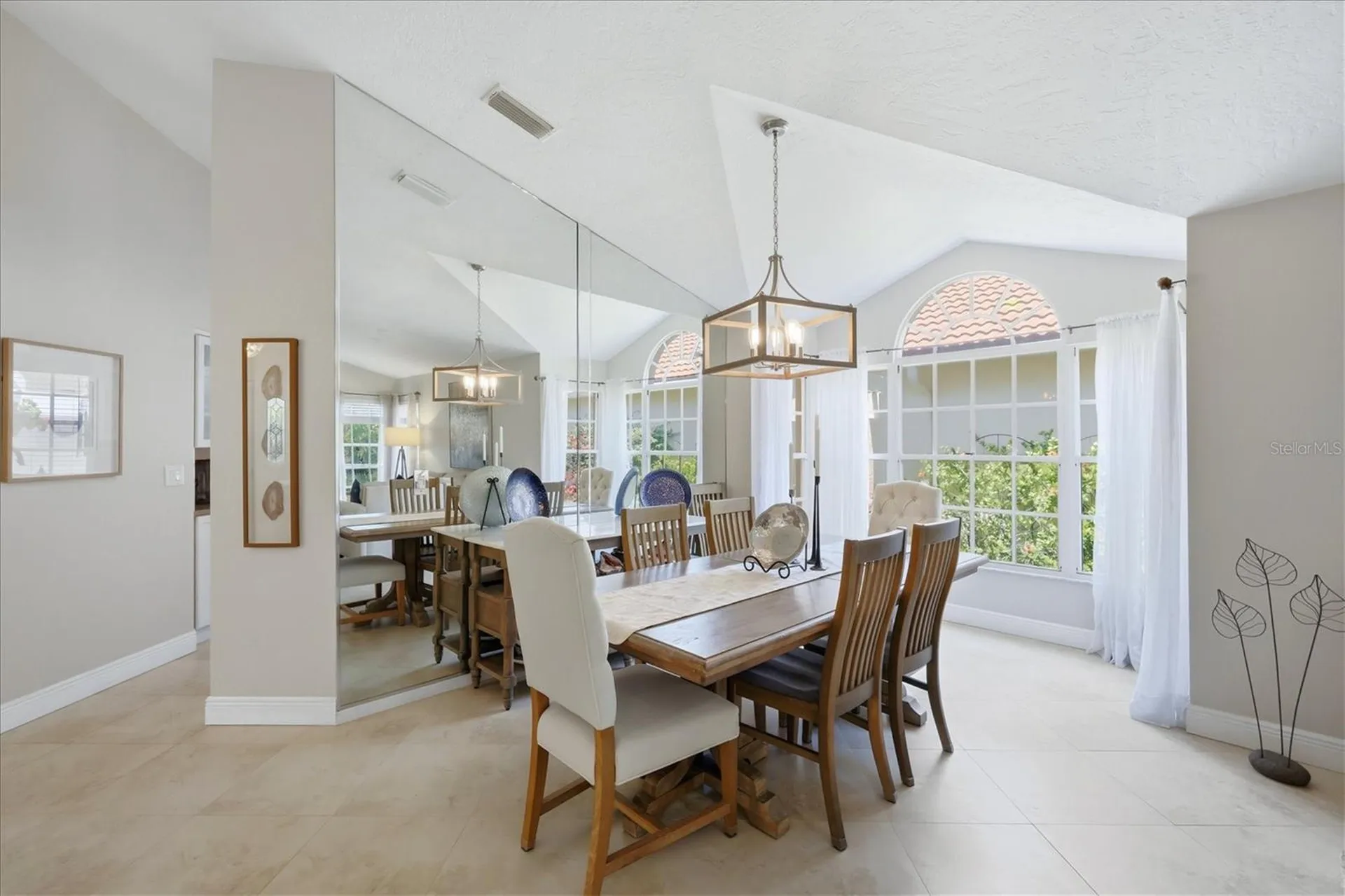 4068 Lyndhurst Court Sarasota FL 34235