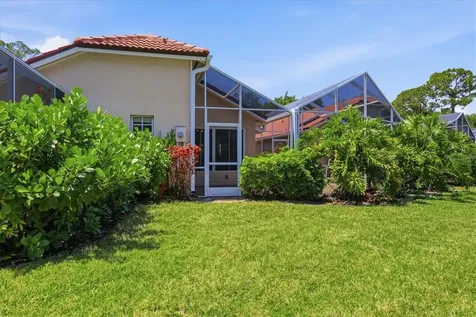4068 Lyndhurst Court Sarasota FL 34235