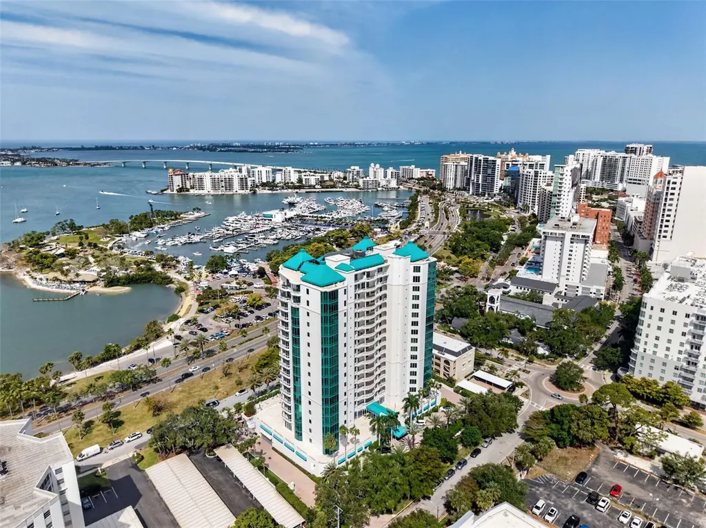 340 S Palm Avenue Sarasota FL 34236