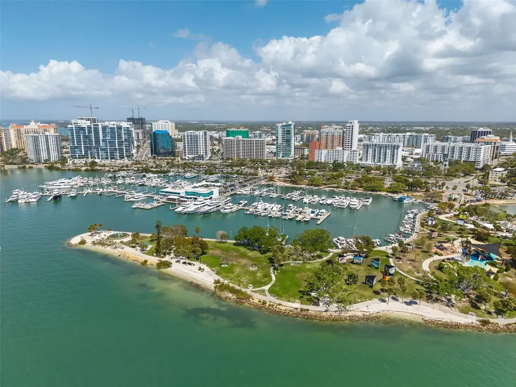 340 S Palm Avenue Sarasota FL 34236