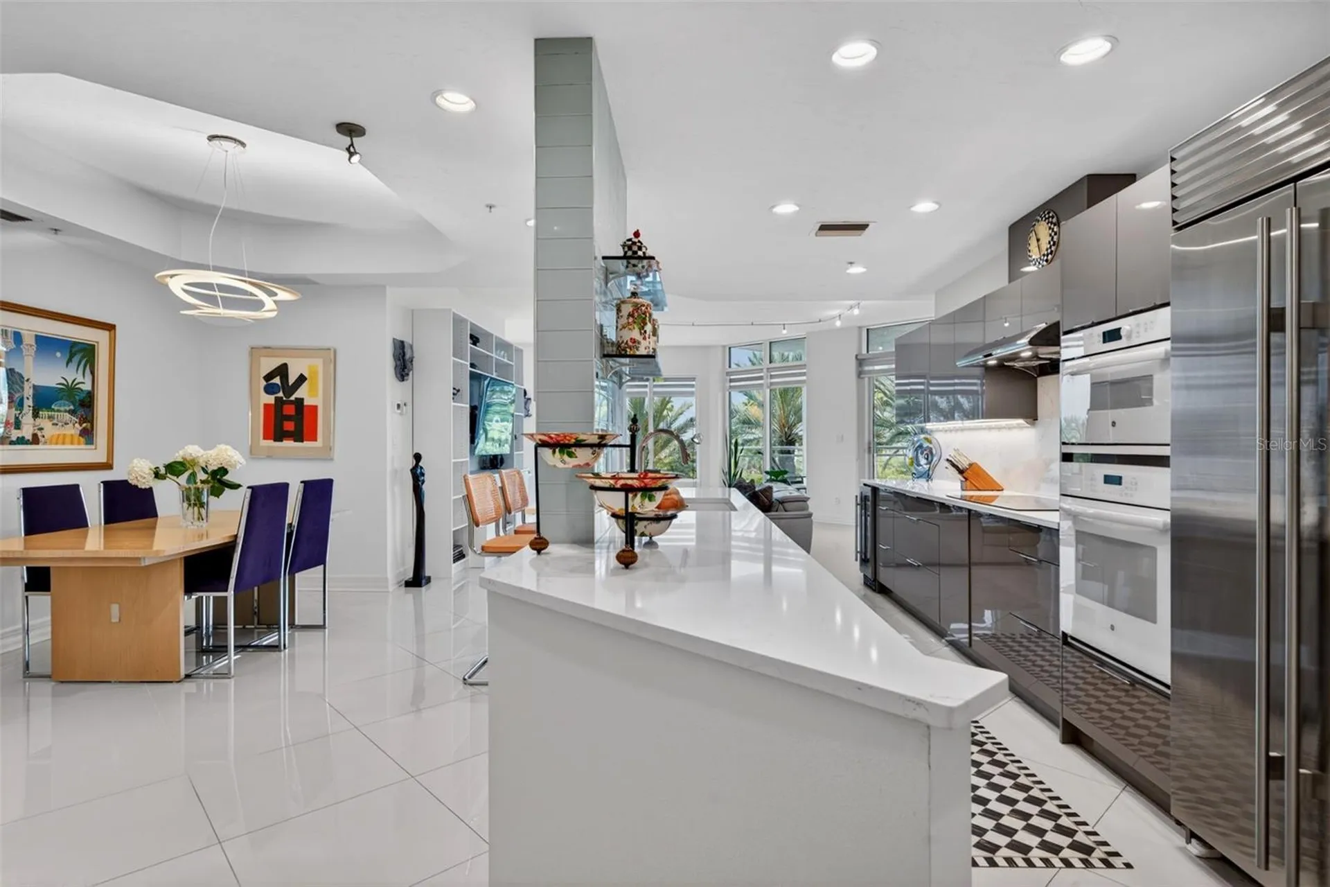 340 S Palm Avenue Sarasota FL 34236