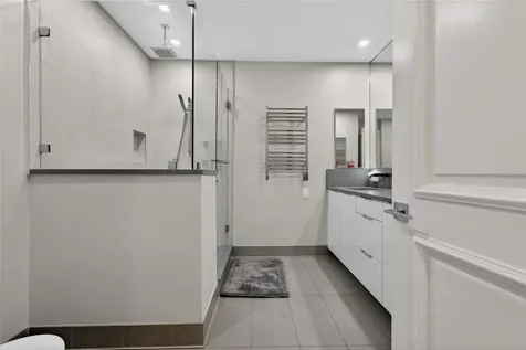 340 S Palm Avenue Sarasota FL 34236
