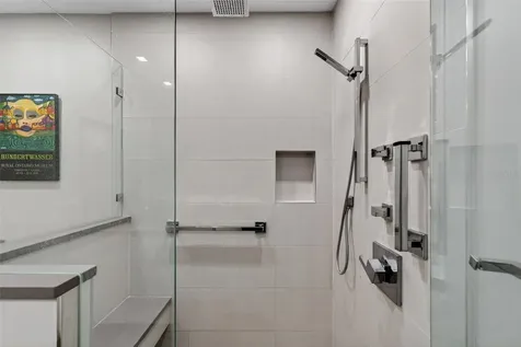 340 S Palm Avenue Sarasota FL 34236