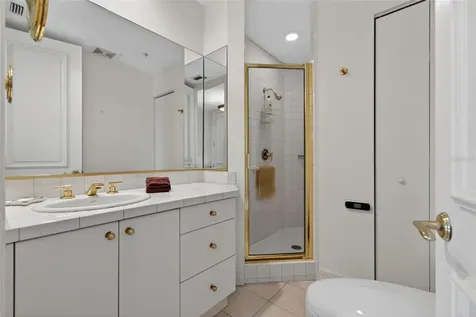 340 S Palm Avenue Sarasota FL 34236