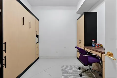340 S Palm Avenue Sarasota FL 34236