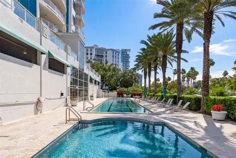 340 S Palm Avenue Sarasota FL 34236