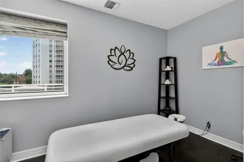 340 S Palm Avenue Sarasota FL 34236