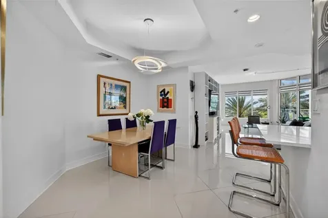 340 S Palm Avenue Sarasota FL 34236