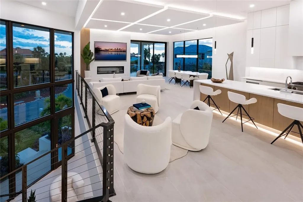 519 Rountree Drive Longboat Key FL 34228