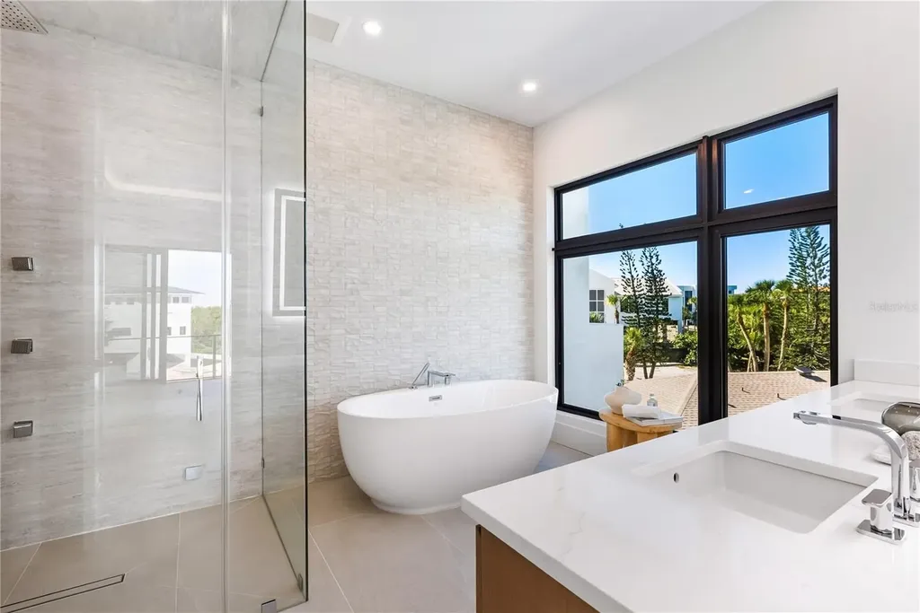 519 Rountree Drive Longboat Key FL 34228