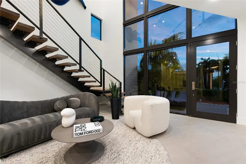 519 Rountree Drive Longboat Key FL 34228