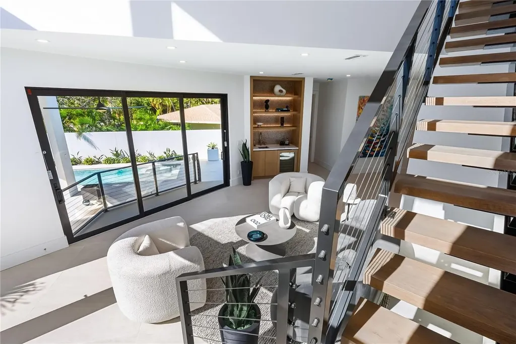 519 Rountree Drive Longboat Key FL 34228