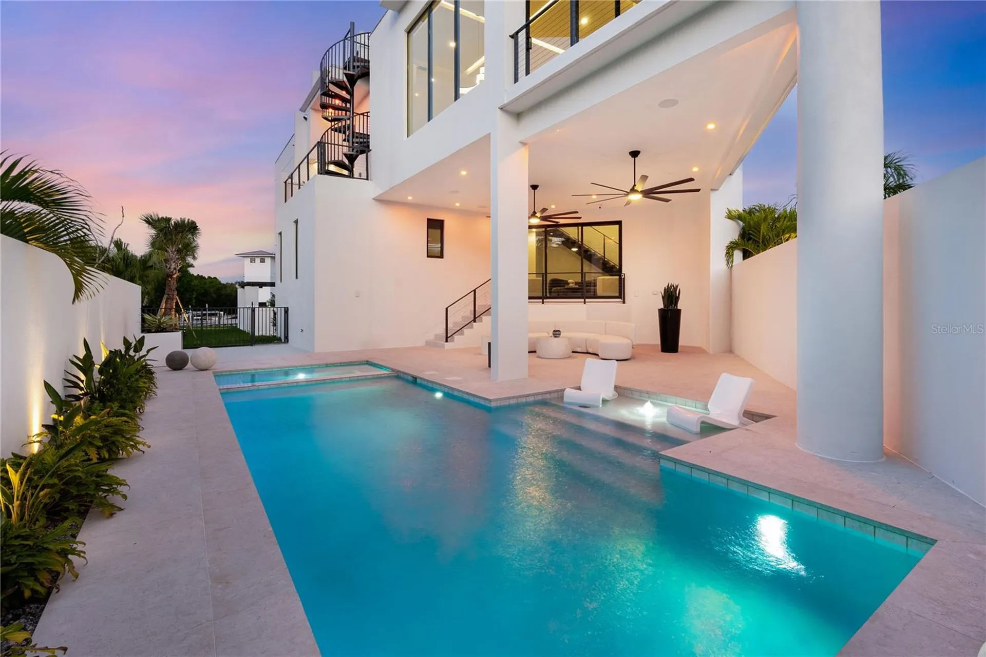 519 Rountree Drive Longboat Key FL 34228