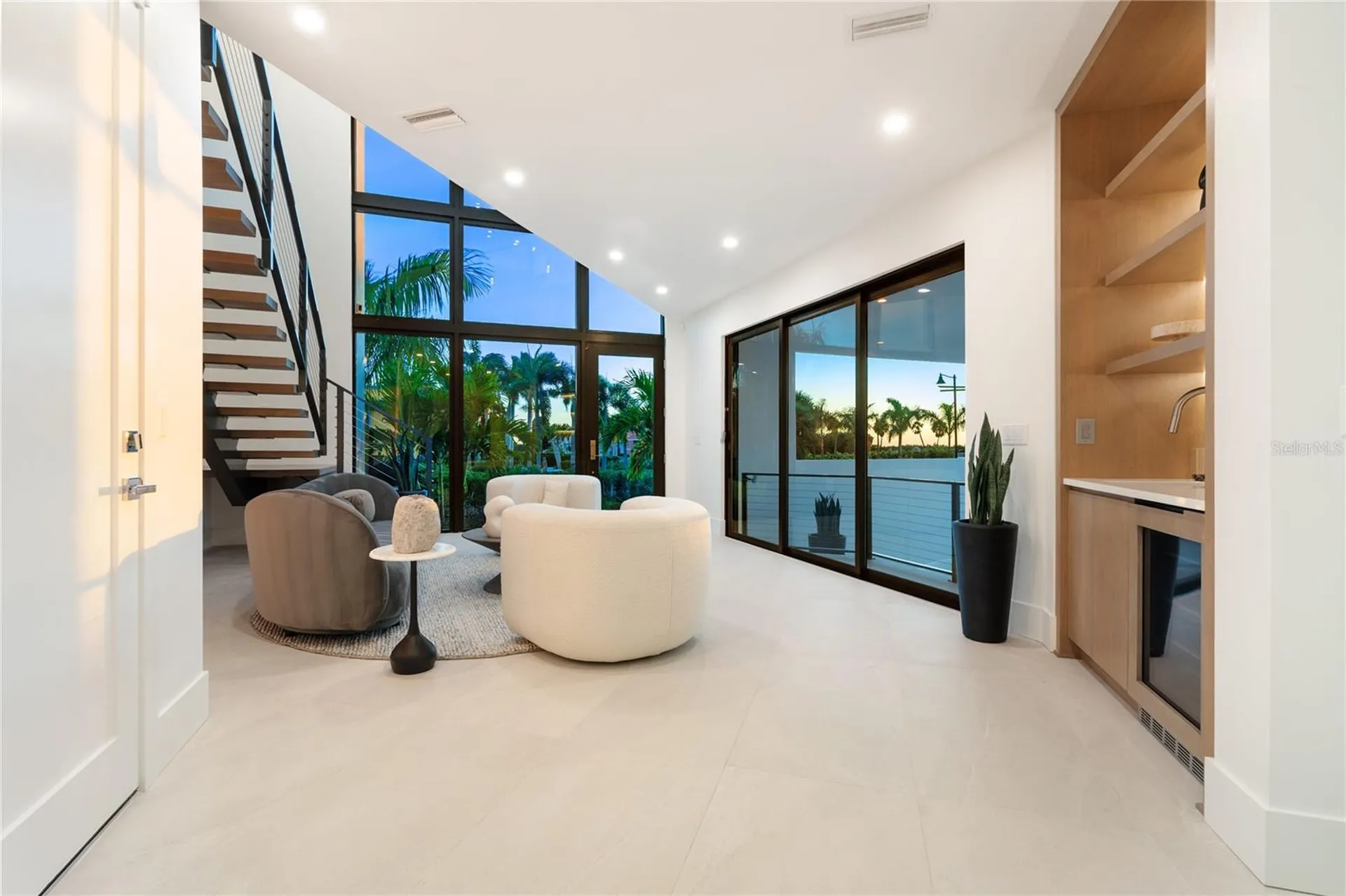 519 Rountree Drive Longboat Key FL 34228