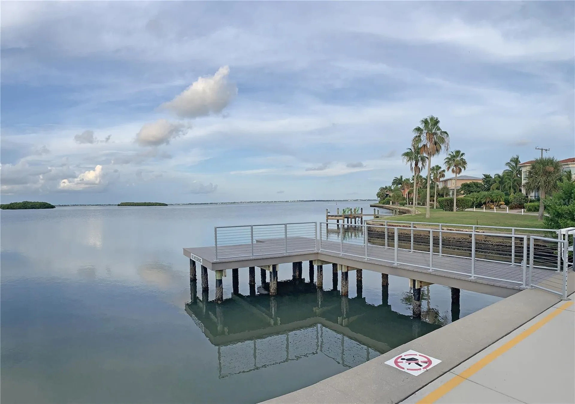 519 Rountree Drive Longboat Key FL 34228