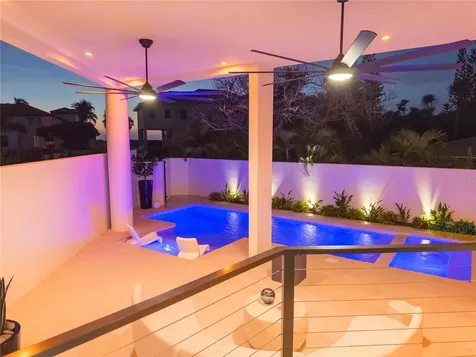 519 Rountree Drive Longboat Key FL 34228