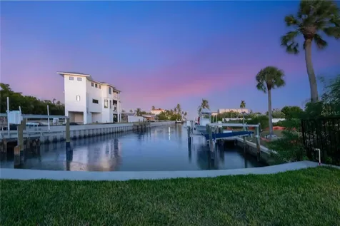 519 Rountree Drive Longboat Key FL 34228