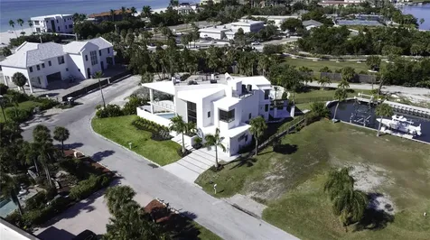 519 Rountree Drive Longboat Key FL 34228