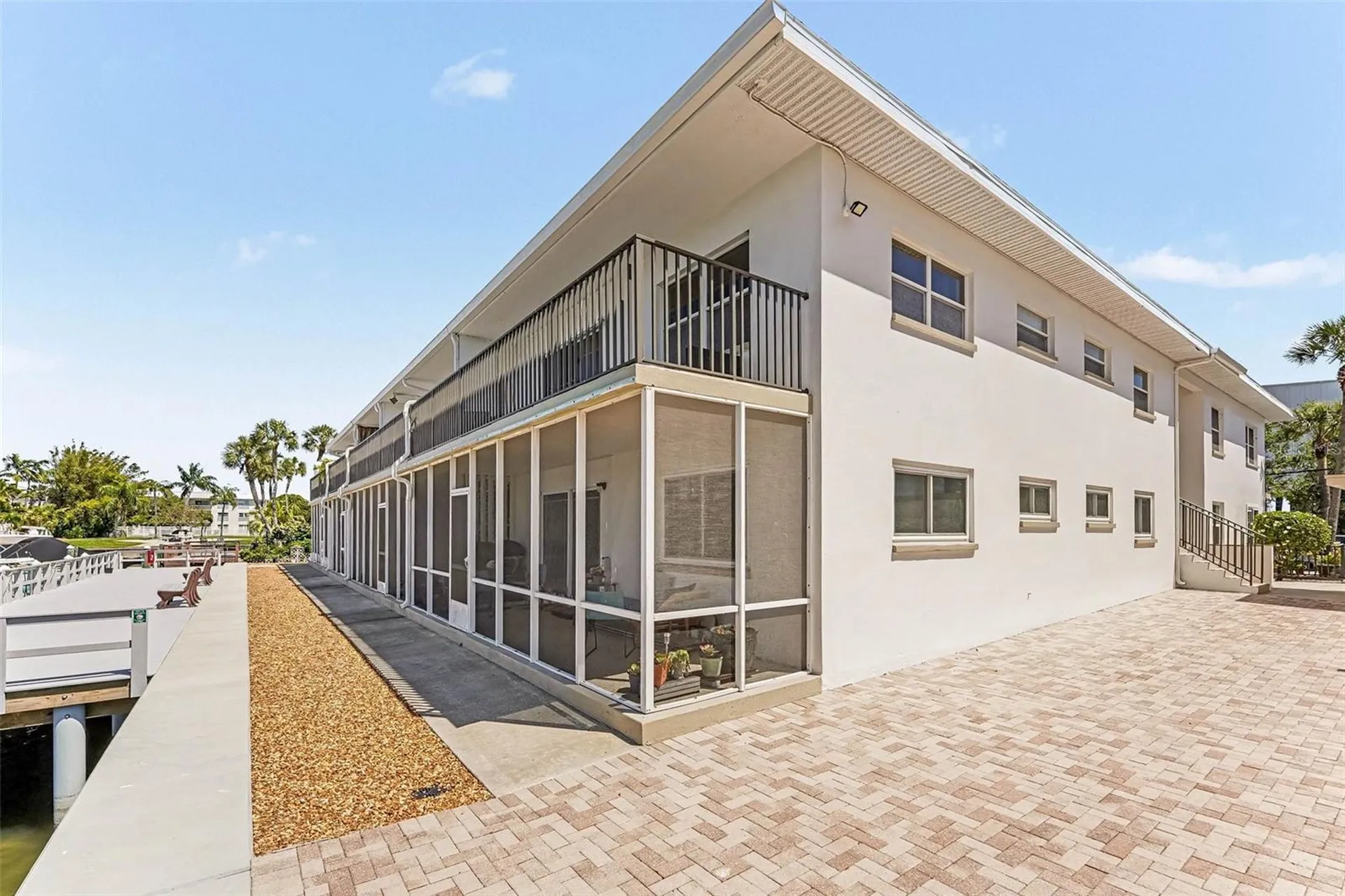 3753 46th Avenue S St Petersburg FL 33711