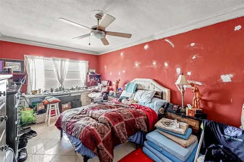 3753 46th Avenue S St Petersburg FL 33711