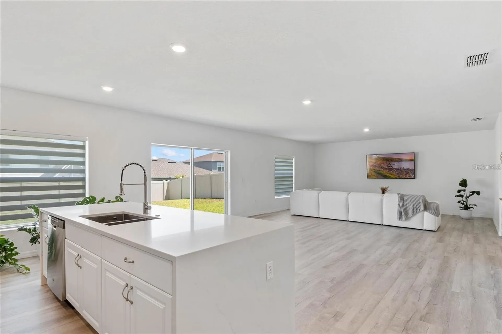 470 Hamlet Loop Davenport FL 33837