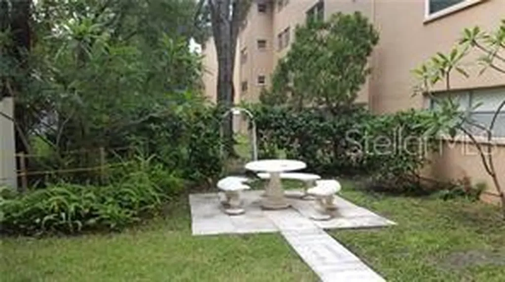 2525 W Bay Drive Belleair Bluffs FL 33770