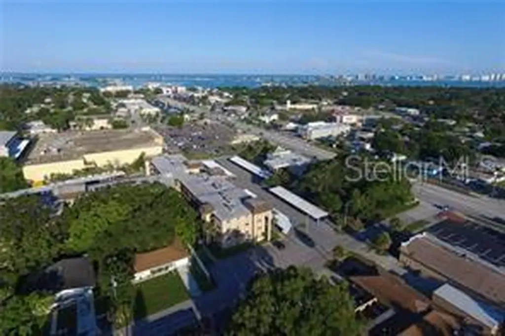 2525 W Bay Drive Belleair Bluffs FL 33770