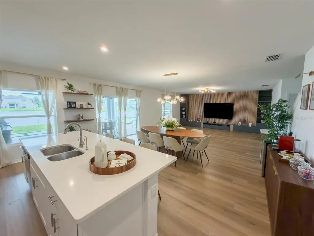 374 Pine Tree Bridge Trail St Cloud FL 34772
