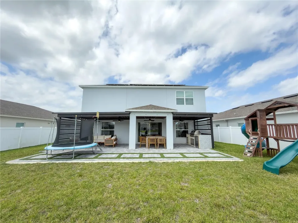 374 Pine Tree Bridge Trail St Cloud FL 34772