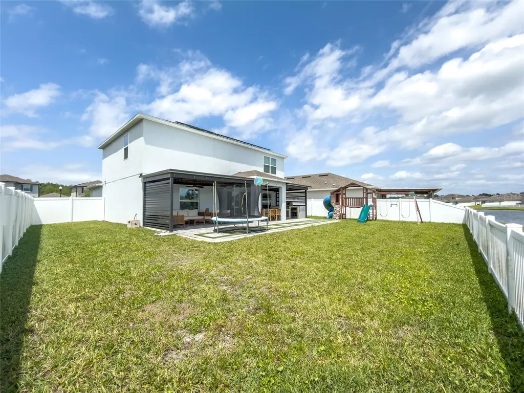 374 Pine Tree Bridge Trail St Cloud FL 34772
