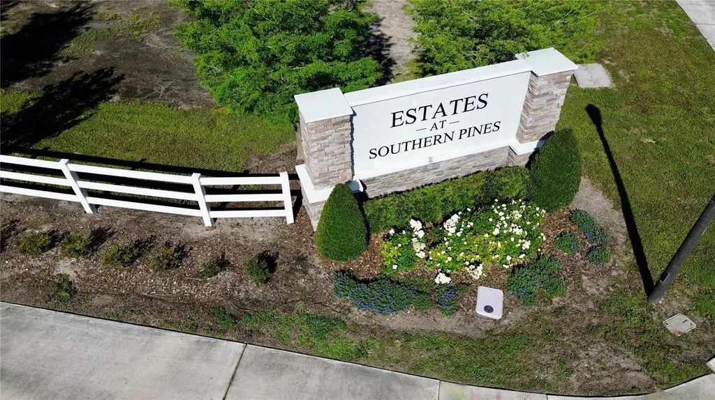 374 Pine Tree Bridge Trail St Cloud FL 34772