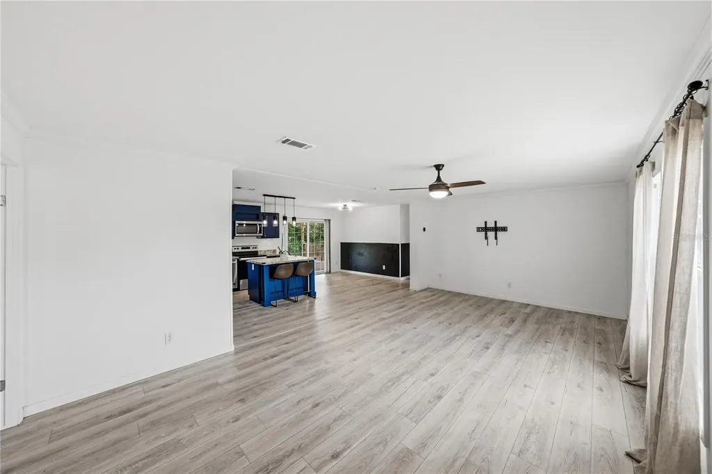 38645 Henry Drive Zephyrhills FL 33542