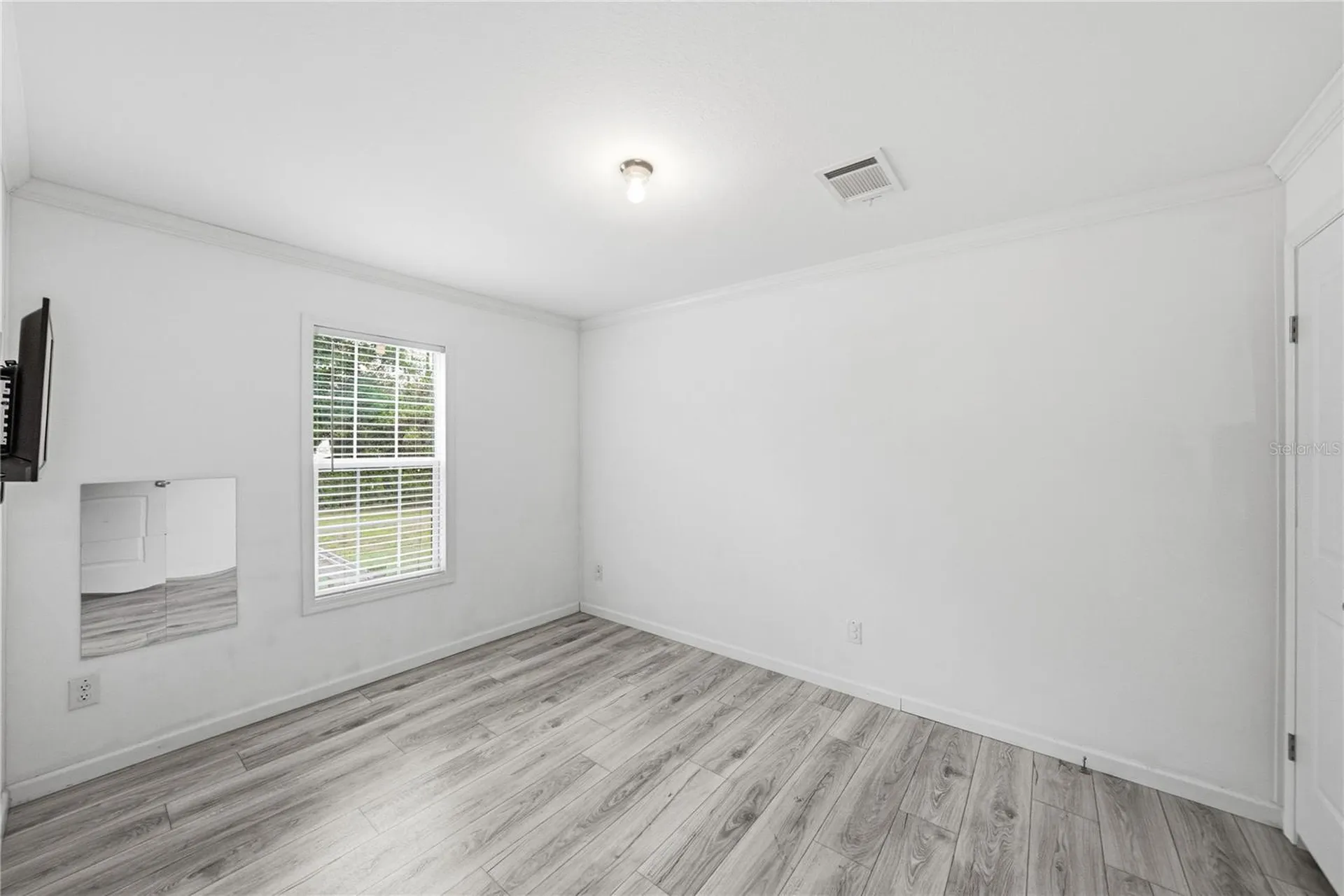 38645 Henry Drive Zephyrhills FL 33542