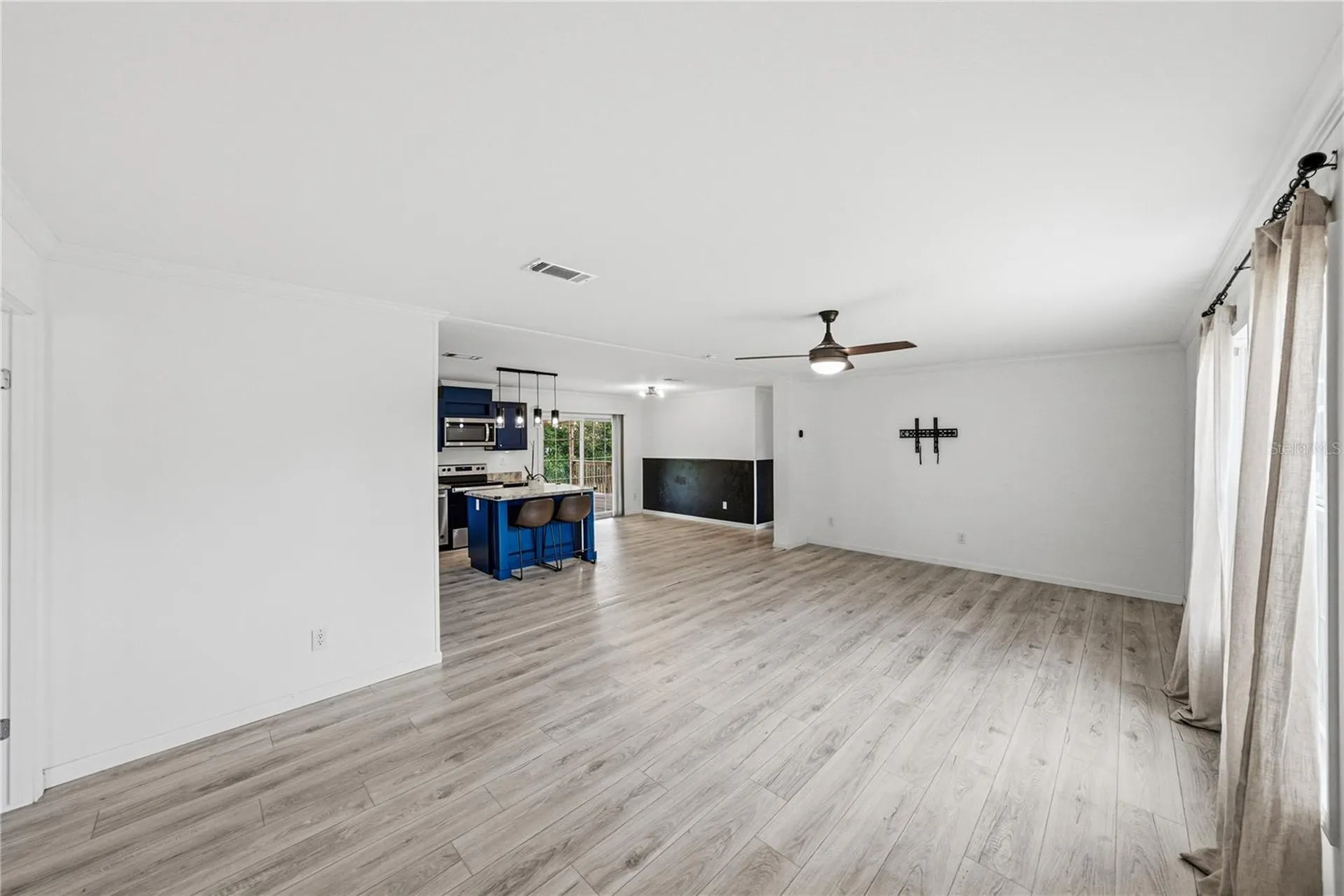38645 Henry Drive Zephyrhills FL 33542