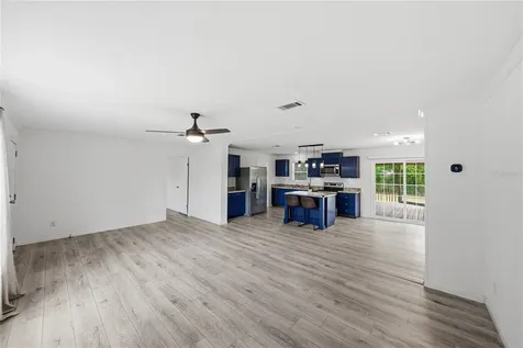 38645 Henry Drive Zephyrhills FL 33542