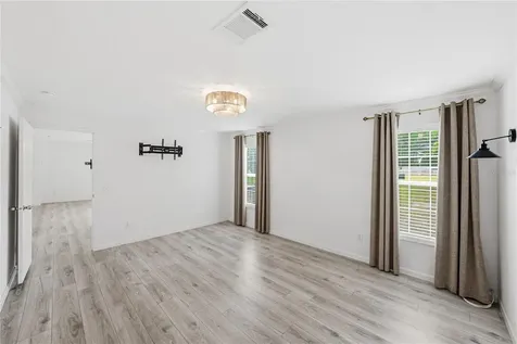 38645 Henry Drive Zephyrhills FL 33542