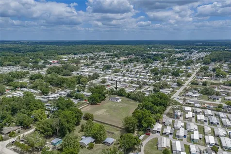 38645 Henry Drive Zephyrhills FL 33542