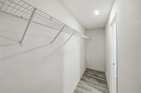 38645 Henry Drive Zephyrhills FL 33542
