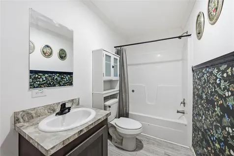 38645 Henry Drive Zephyrhills FL 33542