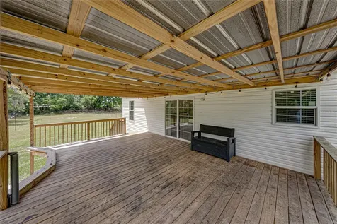 38645 Henry Drive Zephyrhills FL 33542