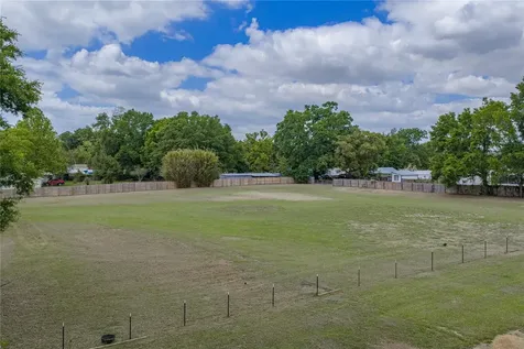 38645 Henry Drive Zephyrhills FL 33542
