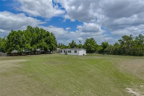 38645 Henry Drive Zephyrhills FL 33542