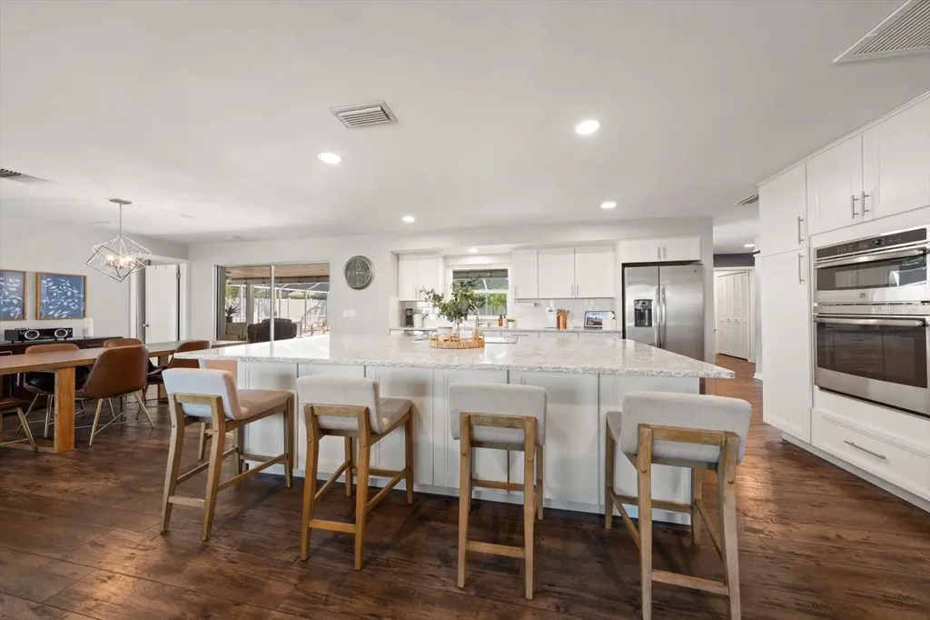 1049 Mccarty Street Dunedin FL 34698